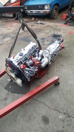 Toyota pick up diesel engine