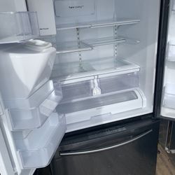 Samsung Dark Stainless Steel Frenchdoor Refrigerator With Water And Ice 