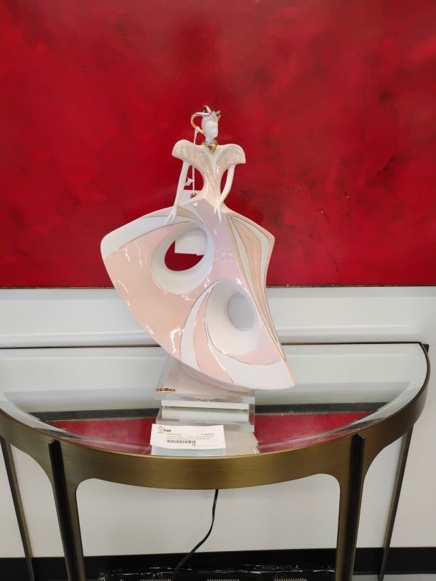 Figurine