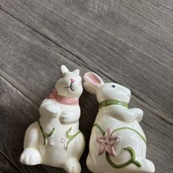 Easter Bunny Salt And Pepper Shakers 