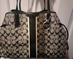 Coach Signature  Purse