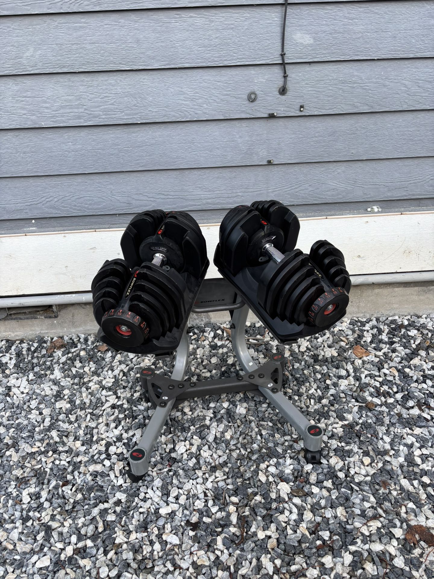 Bowflex Dumbbells 1090 And Stand Storage
