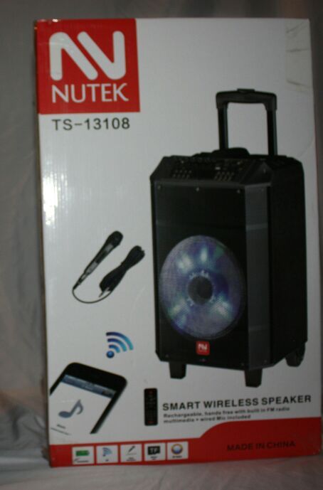 /š¢Bluetooth speaker sd card slot usb flash drive fm radio microphone included for karaokeš¶