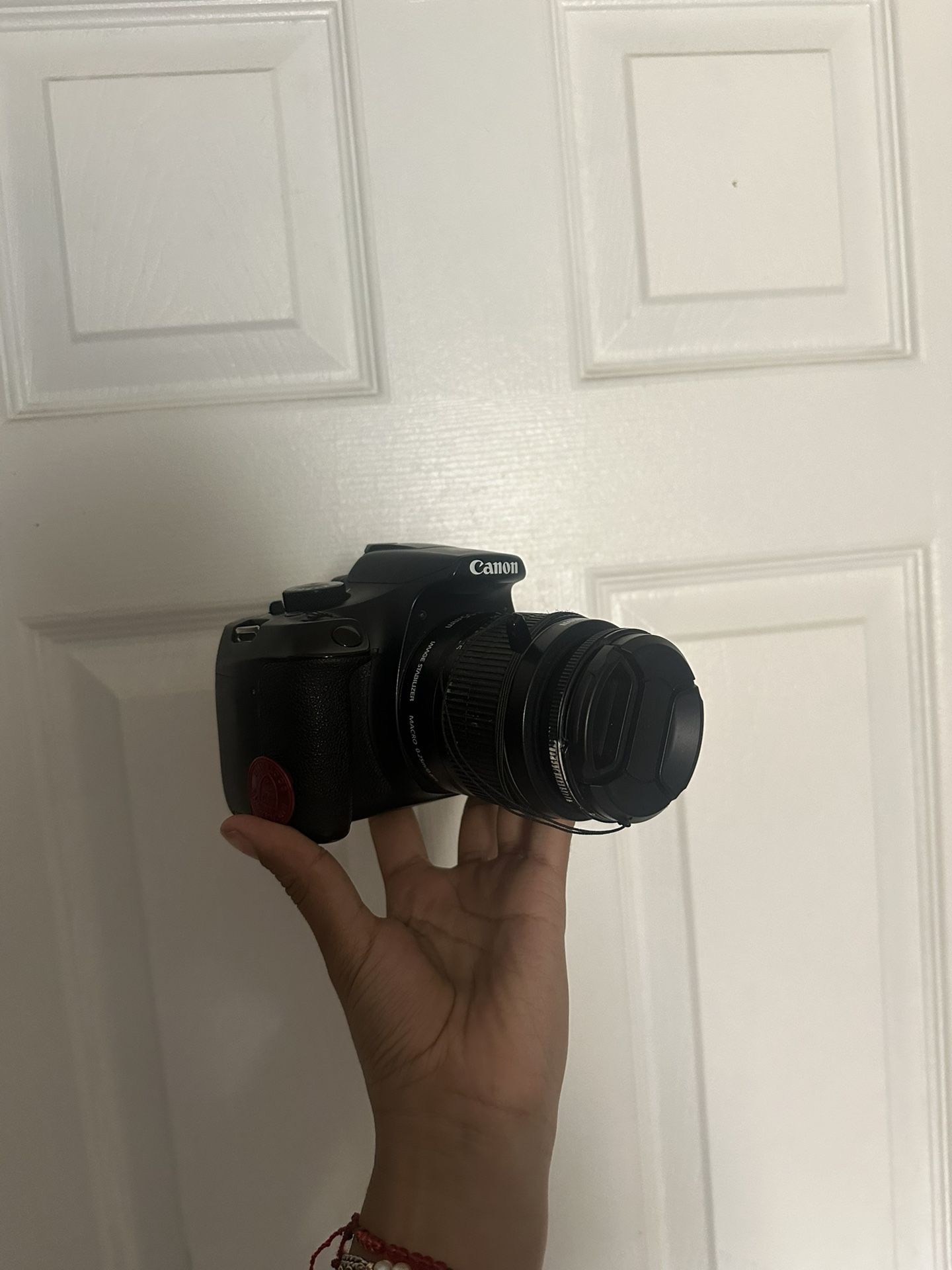 Canon EOS Rebel T6 Camera