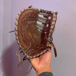 eston first basemen glove 