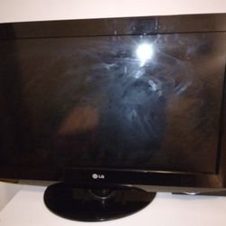 LG TV 32 In 