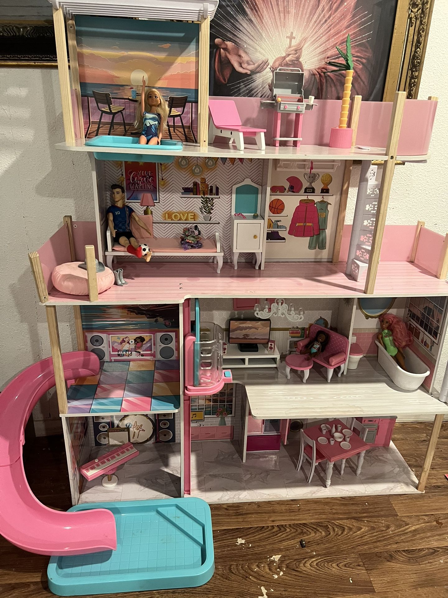 Barbie Doll House