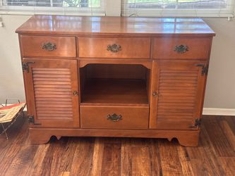 Ethan Allen Vintage Wood Sideboard Buffet Cabinet