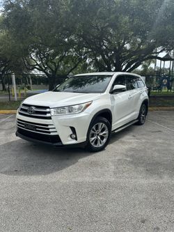 2018 Toyota Highlander