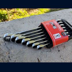 7pc Craftsmen Wrench Set With Reverse Ratching 