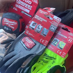 25 Ft Milwaukee Stud Tape & Milwaukee High Dexterity Gloves