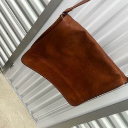 Made In Italy Leather Messenger Bag