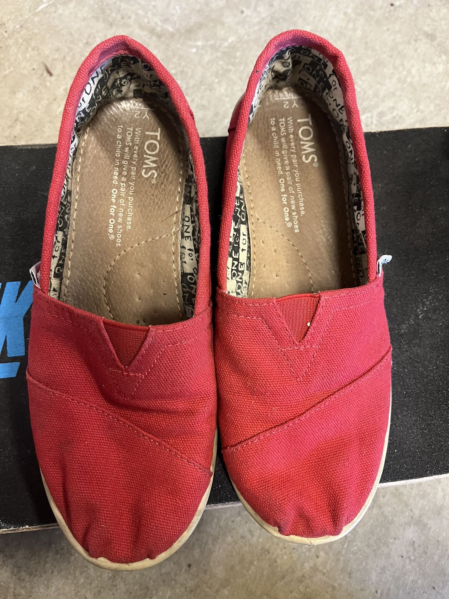 Toms (Youth Size2)