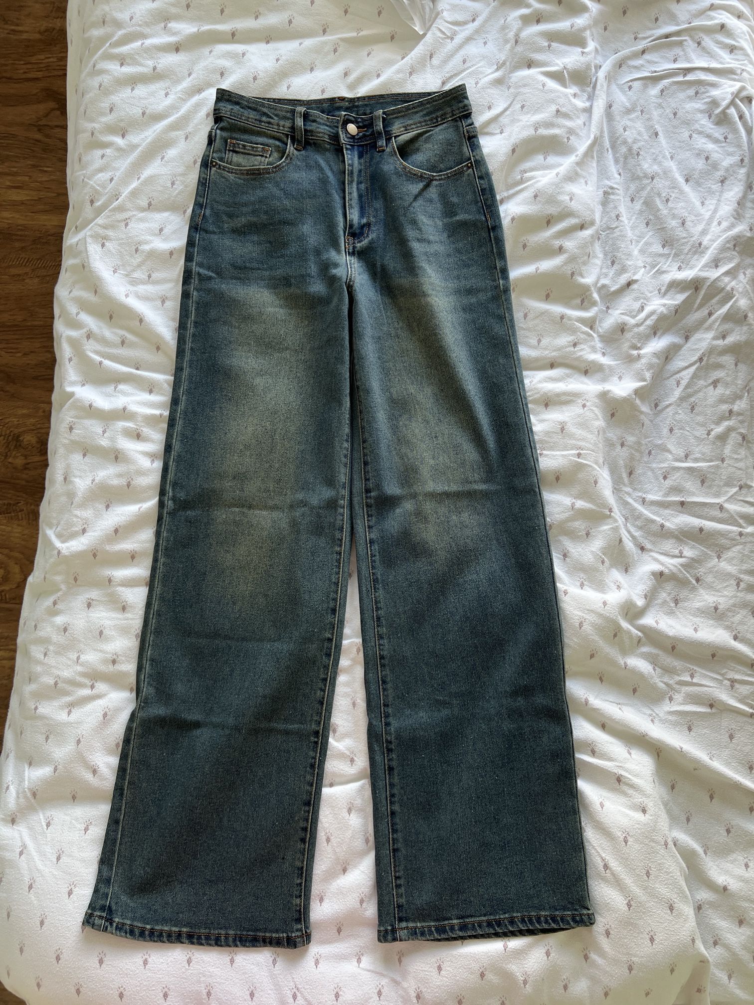 Cider washed out jeans