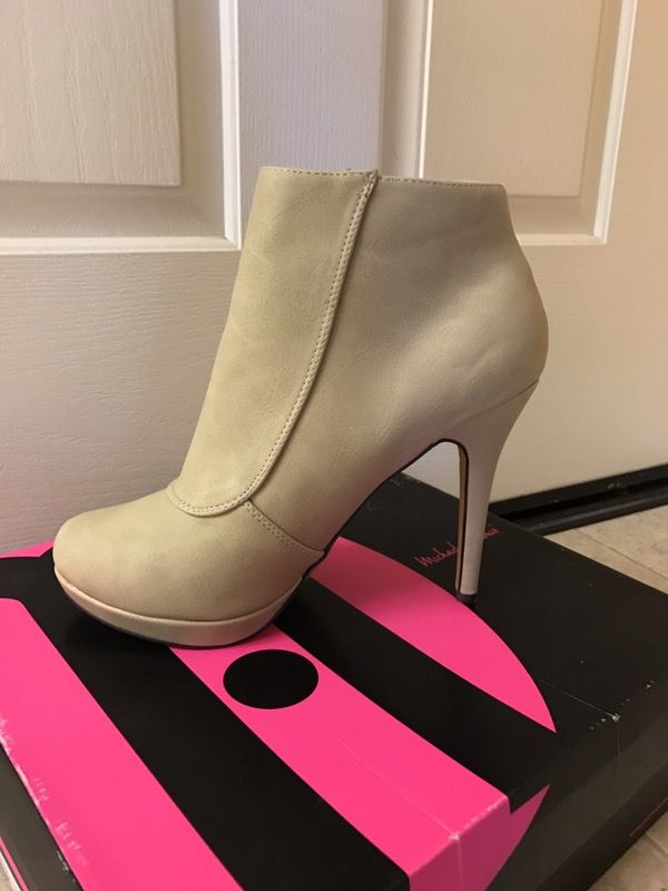 Ivory ankle boots size 8.5