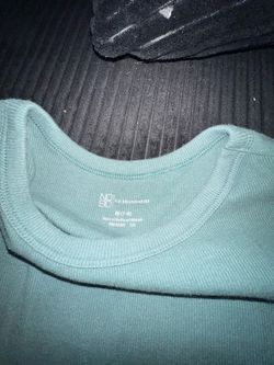 Size medium no boundaries t shirt