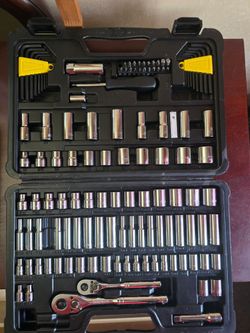 STANLEY TOOL SET 120 PC
