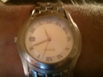 Gucci Mens Watch/ Works Gr8/ Authentic/ Very Expensive