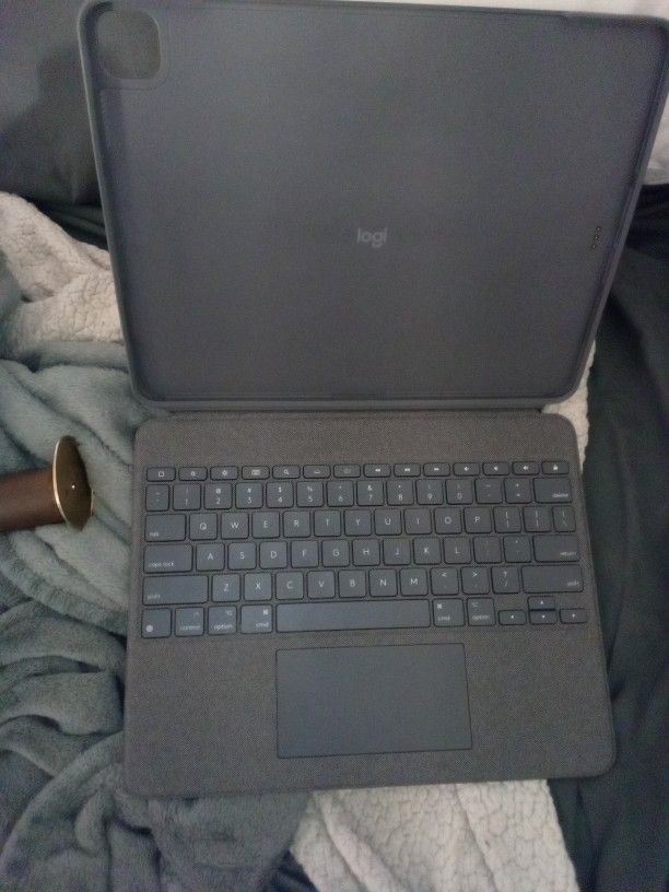 Logitech Combo For Apple iPad Pro 12.9