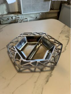 Wilton Serving Dish