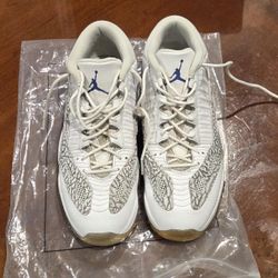 Air Jordan 11 Retro Low IE Cobalt 2015 - 306008-102 - Mens US 10 / UK 9 White Blue
