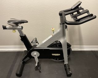 TechnoGym Indoor Group Cycling Commercial-Grade Spin Bike Trainer Exercise Bicycle Workout Gym