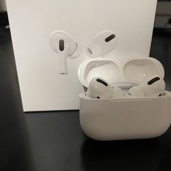 *Brand New* AirPods Pro 1st Generation with MagSafe Wireless Charging Case - White