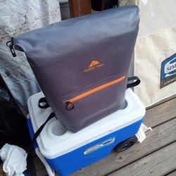 Ozark Trail - Dry Cooler/ Bag