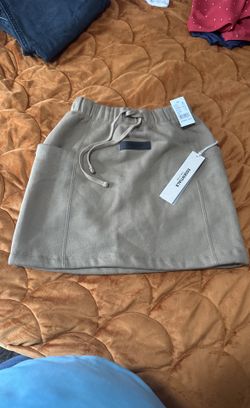 Essentials Skirt