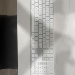 Apple Magic Keyboard With 10-Key Pad