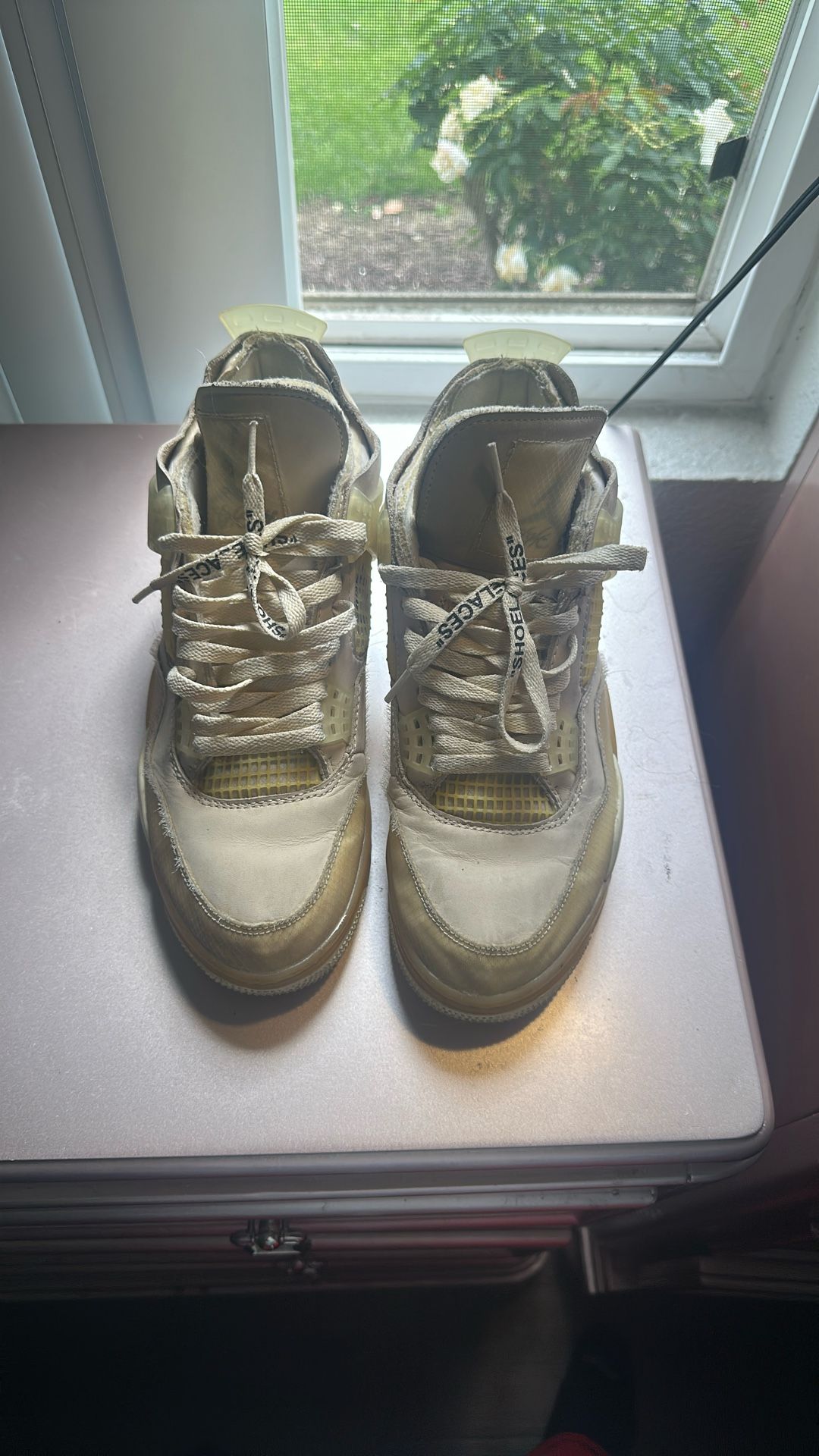 Off white Retro Cream Jordan 4’s