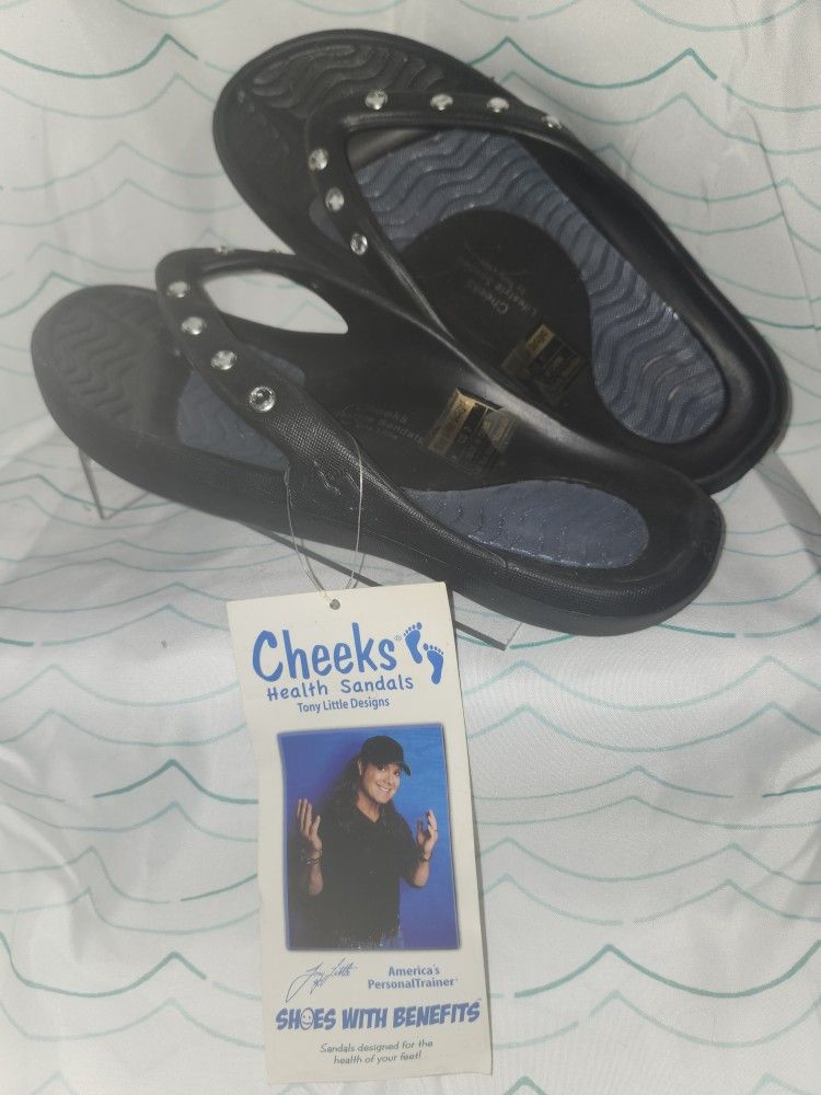 Cheeks Sandal