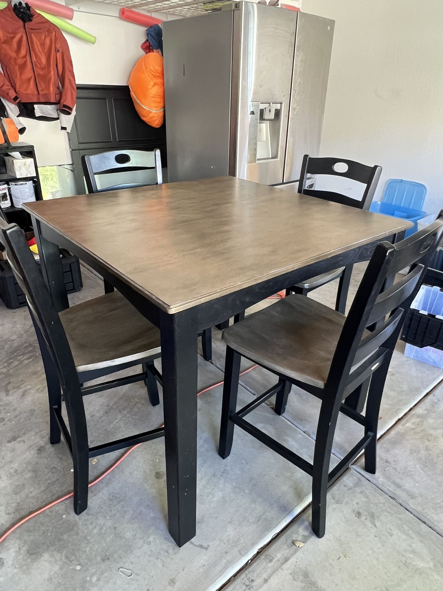 Dining Table Set