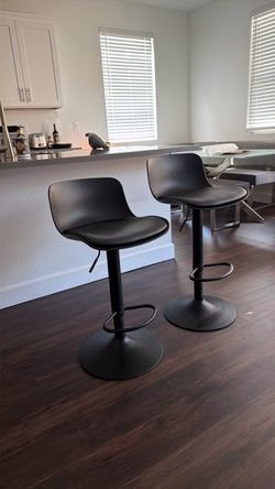 2 Barstool Chairs