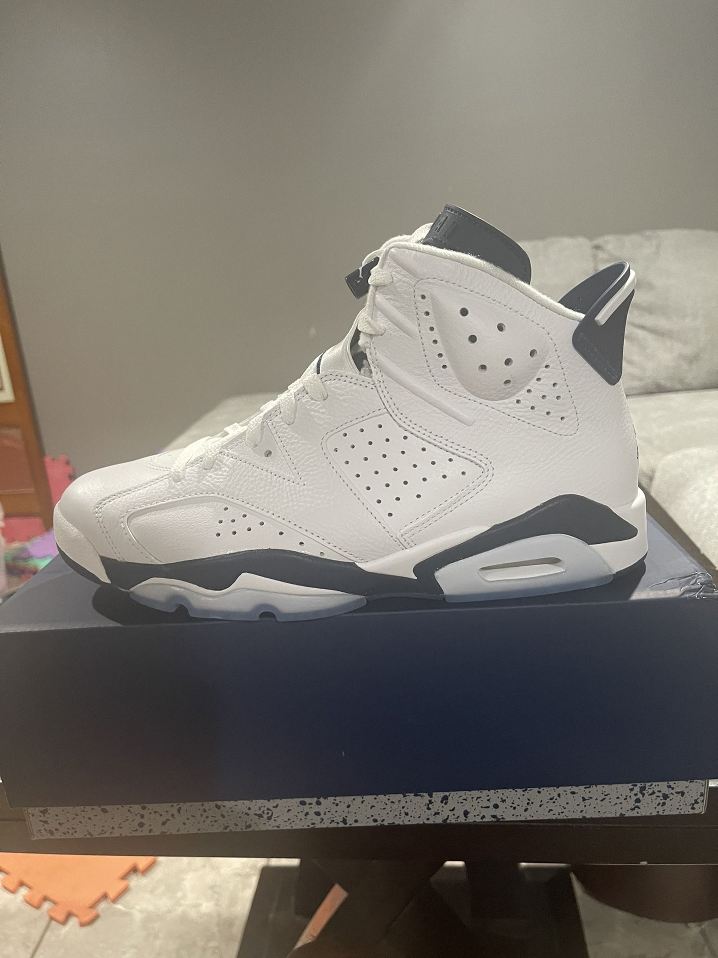 Jordan 6 Midnight Navy