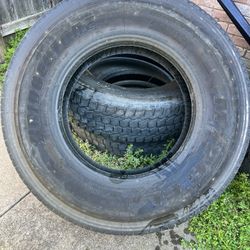 Bridgestone M726 295/75R22.5 Low Pro – Like New – Only 1 Month Use