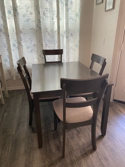 Dining Table 4 chairs