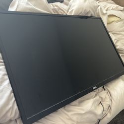 32’ ROKU TV 