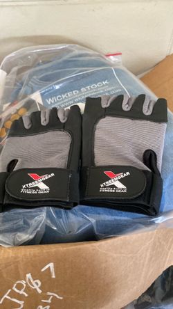 Brand new  lifting gray color gloves.