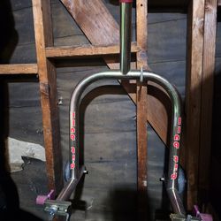 Pitbull Motorcycle Stand