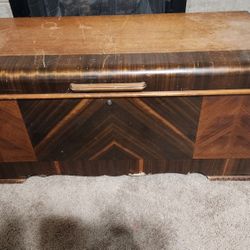 Lane Cedar Chest