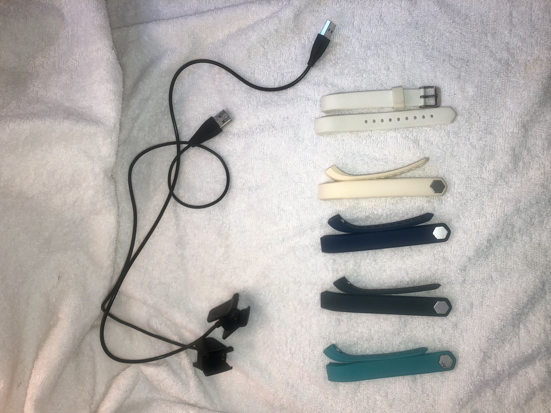 Fitbit Alta chargers & bands