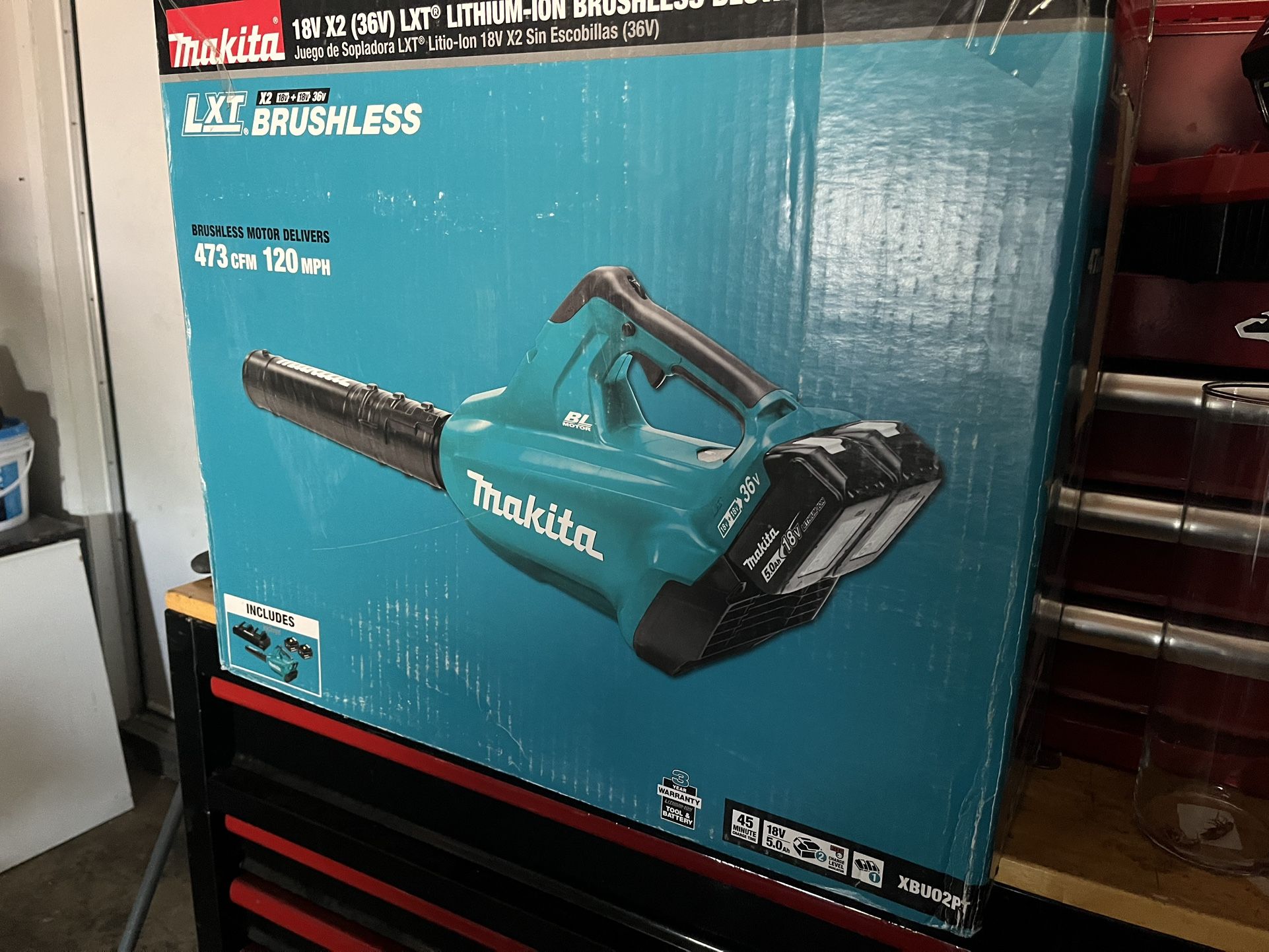 Makita 120 MPH 473 CFM 18V X2 (36V) LXT Lithium-Ion Brushless Cordless Leaf Blower Kit with 2 Batteries 5.0Ah and Charger