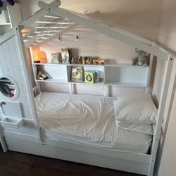 Kids Bed 200 Dollars 