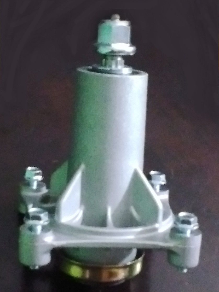 Lawn Mower Deck Spindle Assembly