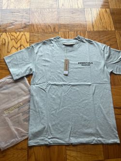 Brand New ESSENTIALS T- shirt L