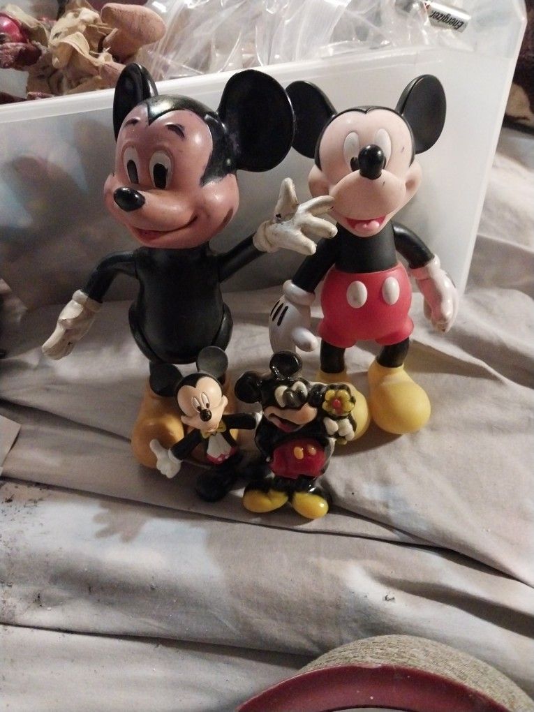 4 Vintage Mickey Mouse Collectibles