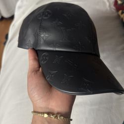 LV Hat