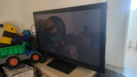 Panasonic Flat Screen TV 50"