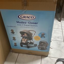 Car Seat  And Stroller 
